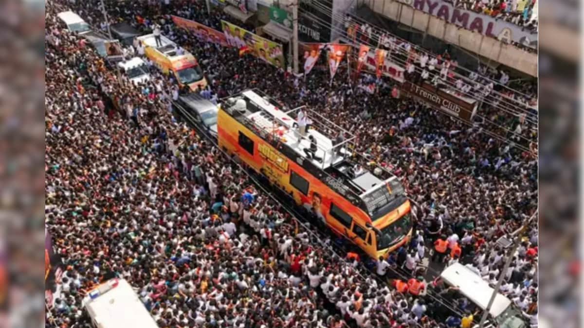 கரூர் கூட்ட நெரிசல் சம்பவம்: சிபிஐயிடம் தவெக ஒப்படைத்த முக்கிய ஆதாரங்கள்! | தமிழ்நாடு - News18 தமிழ்