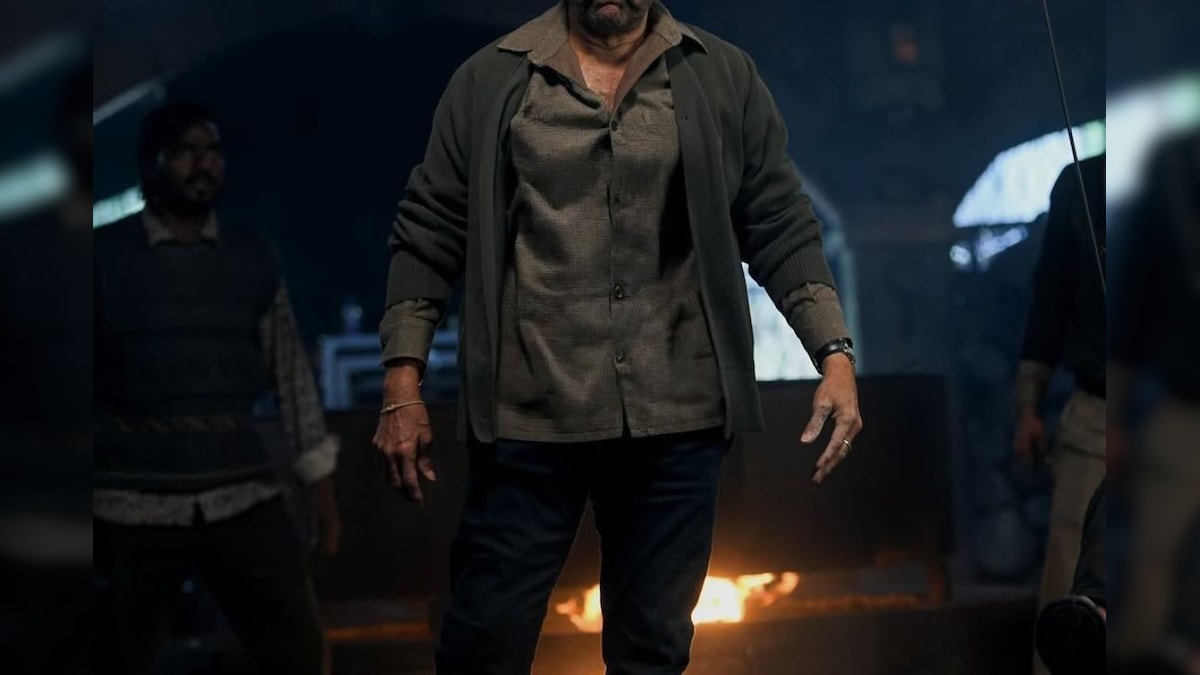 Actor | 110 படங்கள்... 50 வருஷமாக 'ஹீரோ' ரோல் மட்டுமே நடித்த நடிகர்... முதல் முறையாக கேமியோ... யார் அவர்? | பொழுதுபோக்கு - News18 தமிழ்