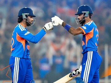 திலக் வர்மா - ஹர்திக் பாண்ட்யா