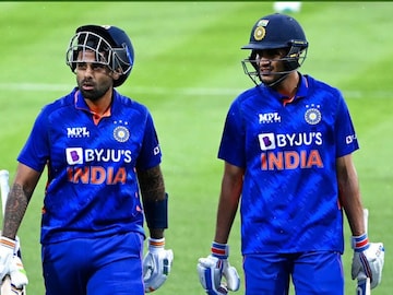 சூர்ய குமார் யாதவ், சுப்மன் கில்