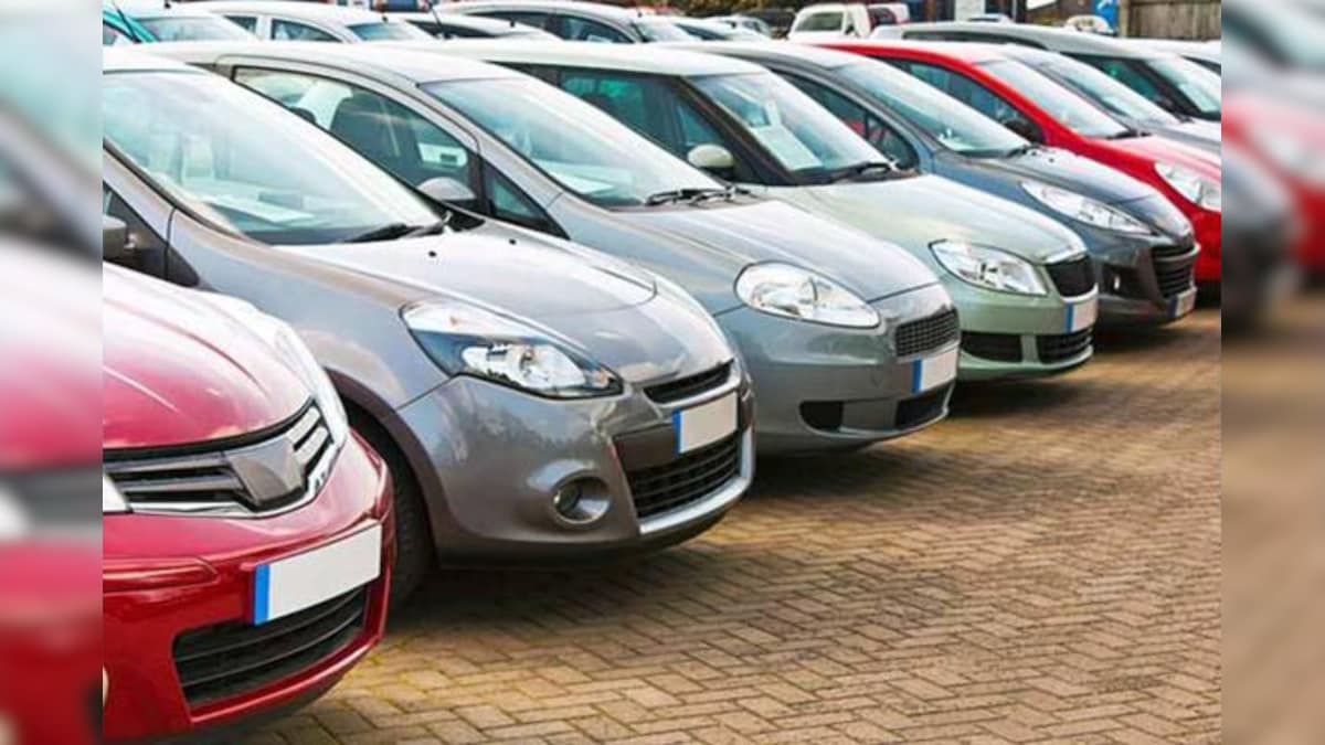 செகண்ட் ஹேண்ட் வாகனங்கள் மீது கடன்கள் இருப்பதை எப்படி தெரிந்து கொள்ளலாம்...? முழு விவரம் இதோ... | ஆட்டோமொபைல் - News18 தமிழ்