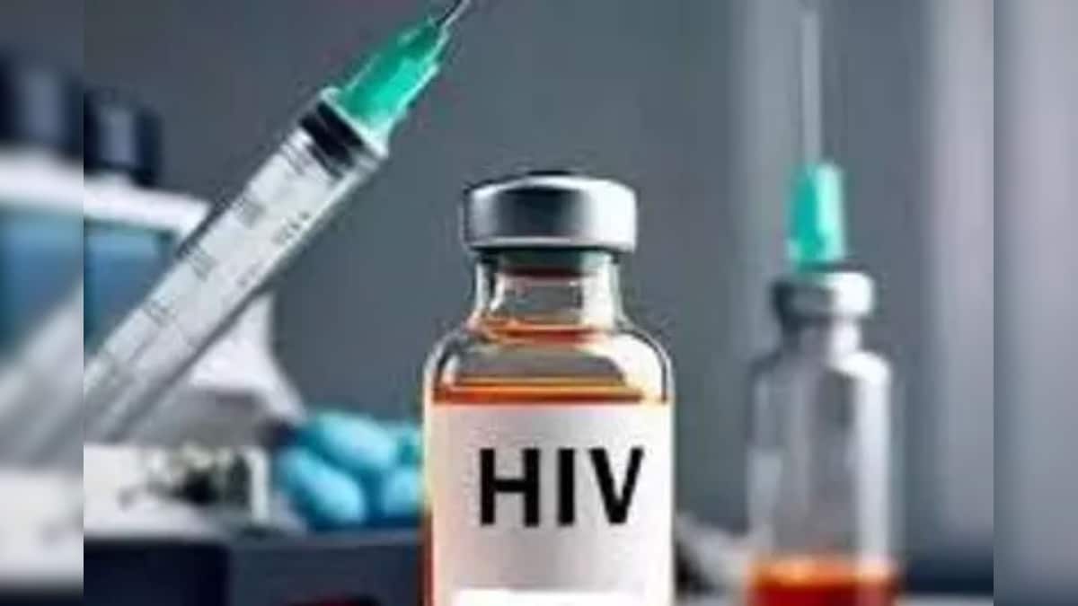 தானம் செய்யப்பட்ட ரத்தம் மூலம் 5 குழந்தைகளுக்கு பரவிய HIV தொற்று...! 2 மருத்துவர்கள் சஸ்பெண்ட்... | இந்தியா - News18 தமிழ்