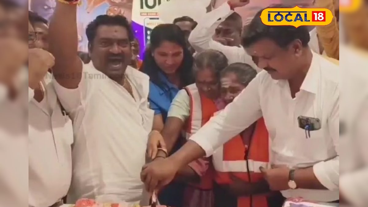 ரஜினிகாந்த பிறந்தநாள்... மணக்குள விநாயகர் கோவிலில் தங்கத்தேர் இழுத்து வழிபட்ட ரசிகர்கள் ! | புதுச்சேரி - News18 தமிழ்