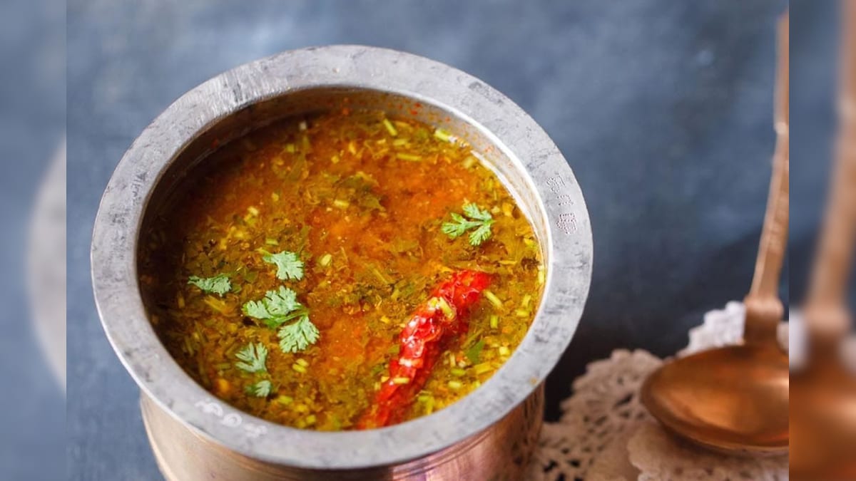 மதுரை மேலூர் மணப்பட்டி ஃபேமஸ் Non Veg ரசம்!! இப்படி செய்யுங்க டேஸ்ட் தூக்கலா இருக்கும்... | உணவு - News18 தமிழ்