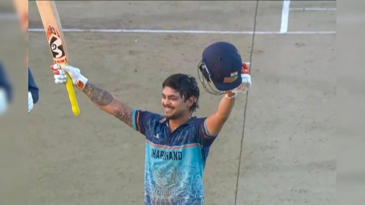 33 பந்துகளில் சதம்.. சூப்பர் ஃபார்மில் சன்ரைசர்ஸ் ஐதராபாத் அணி வீரர்.. | விளையாட்டு - News18 தமிழ்