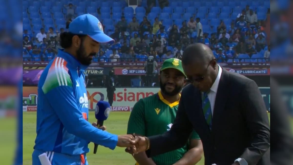 ஒருநாள் போட்டிகளில் முடிவுக்கு வந்தது இந்திய அணியின் சோகம்.. 20 மேட்ச்சுக்கு பின்னர் டாஸில் வெற்றி.. | விளையாட்டு - News18 தமிழ்