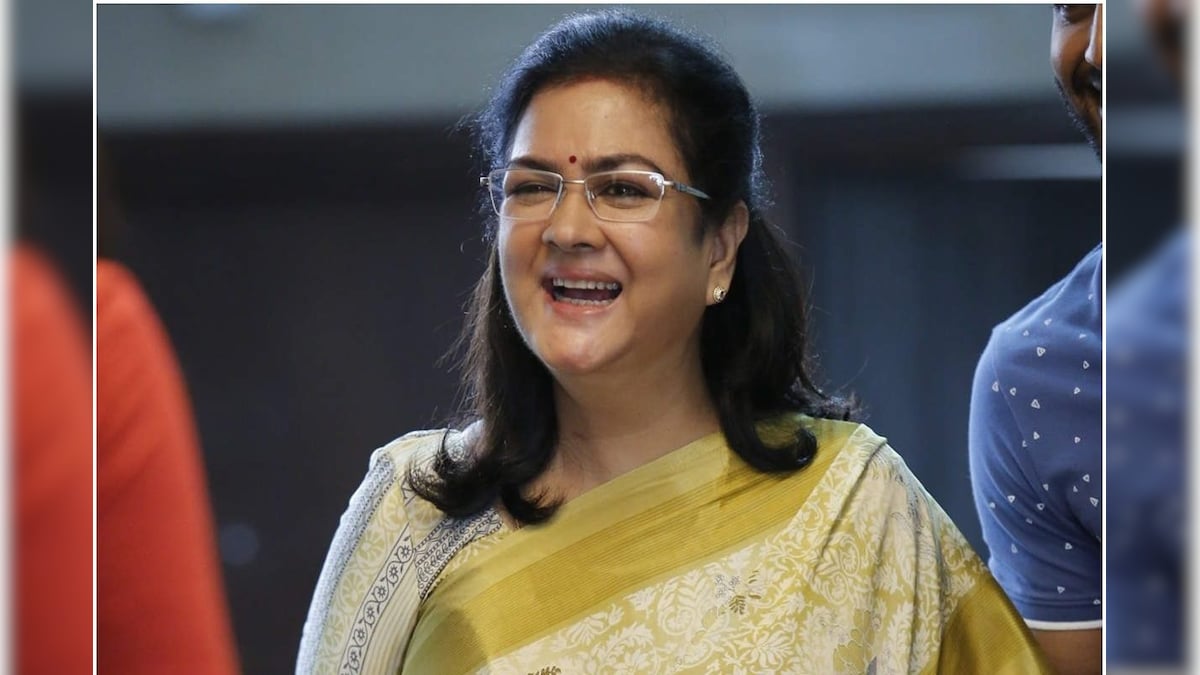 நடிகை ஊர்வசி மகளை பார்த்திருக்கீங்களா…? ஹீரோயின் ரெடி.. வைரல் போட்டோ! | பொழுதுபோக்கு - News18 தமிழ்