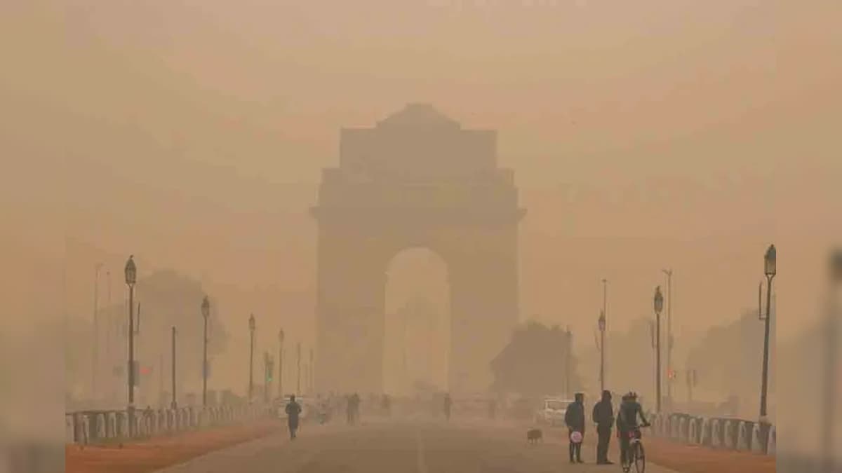 டெல்லி காற்று மாசு எதிரொலி: அரசு, தனியார் அலுவலகங்களுக்கு பறந்த முக்கிய உத்தரவு! | இந்தியா - News18 தமிழ்