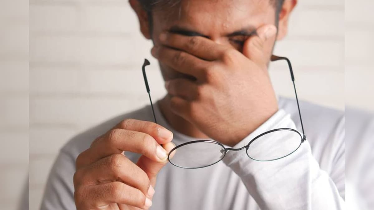 கண் ஆரோக்கியத்திற்கு கேரட் மட்டும் போதாது, இந்த உணவும் தேவை: மருத்துவர் விளக்கம்!  | லைஃப்ஸ்டைல் - News18 தமிழ்