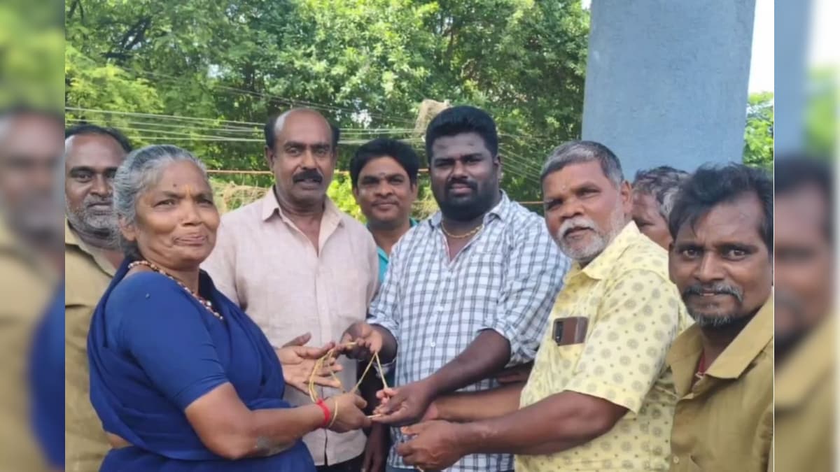மதுரையில் குப்பையில் வீசப்பட்ட 25 சவரன் தங்க நகைகள்.. மீட்டு கொடுத்த தூய்மை பணியாளருக்கு குவியும் பாராட்டு | தமிழ்நாடு - News18 தமிழ்