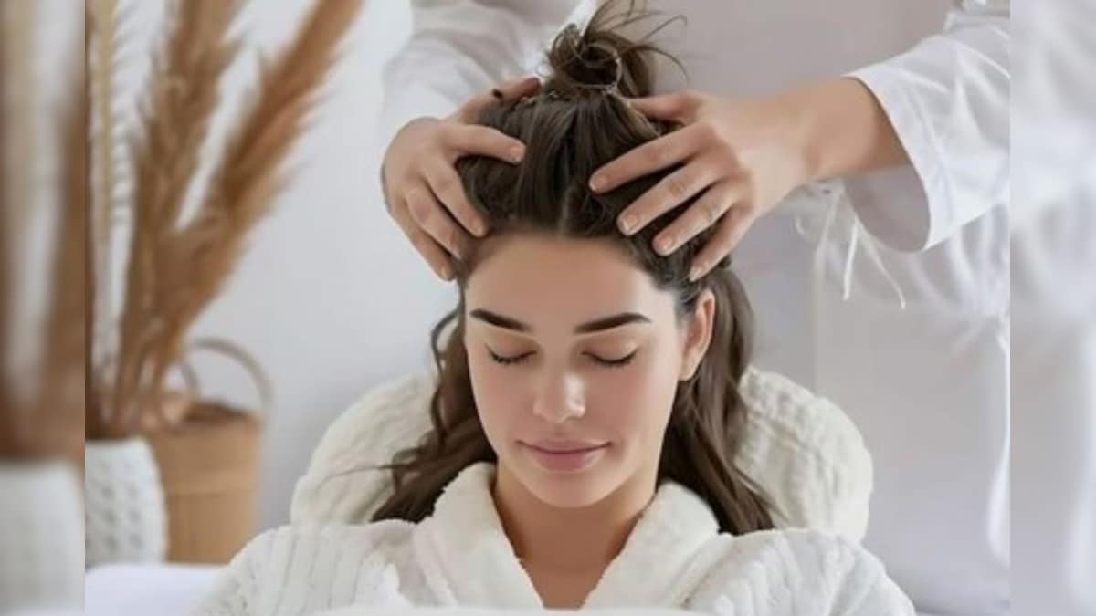 இன்ஸ்டாகிராம் வைரல் 2 மணி நேர உச்சந்தலை மசாஜ்: உண்மையிலேயே முடி வளர்ச்சிக்கு உதவுமா? - தோல் மருத்துவரின் விளக்கம்!  | லைஃப்ஸ்டைல் - News18 தமிழ்