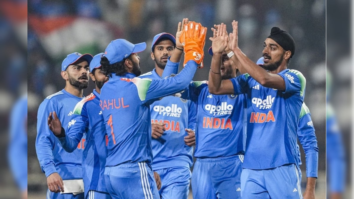 கம்பீர் போட்ட ஸ்கெட்ச்.. நியூசிலாந்து தொடருக்கான இந்திய அணியில் அதிரடி மாற்றம்? | விளையாட்டு - News18 தமிழ்