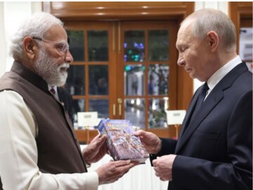 புதினுக்கு மோடி கொடுத்த பரிசு... என்ன தெரியுமா?