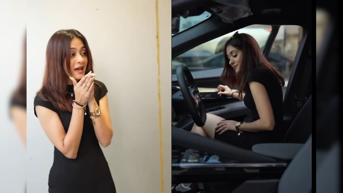 தொகுப்பாளினி அர்ச்சனா மகள் சாரா வாங்கிய கார்.. இத்தனை லட்சமா..? எப்படி இருக்கு பாருங்க! | பொழுதுபோக்கு - News18 தமிழ்