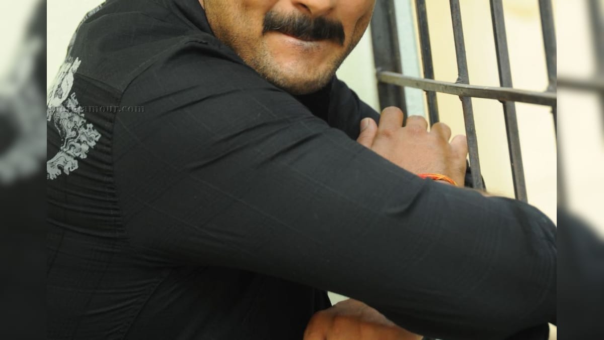 Actor | ‘ஹாட்ரிக் ஹீரோ’ என புகழப்பட்டவர்.. சிரஞ்சீவி மகளுடன் நிச்சயதார்த்தம்.. 33 வயதில் இறந்த நடிகர்.. யார்? | பொழுதுபோக்கு - News18 தமிழ்