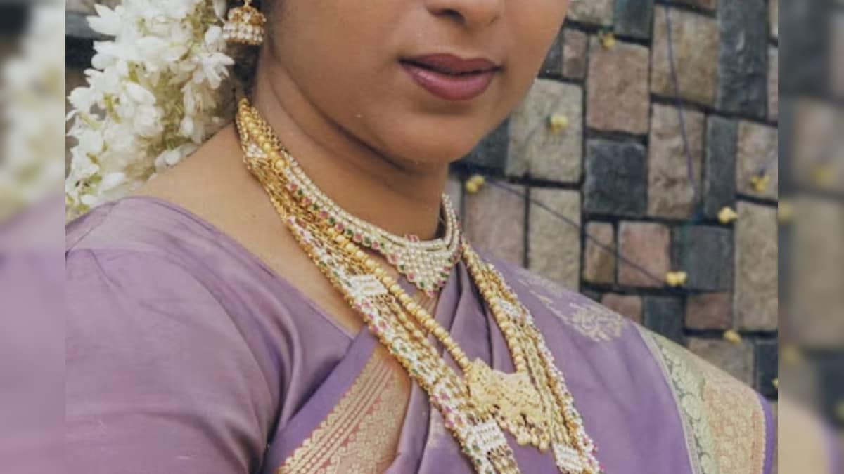 90களின் ஃபேவரைட் ஸ்டார்… 52 வயதாகியும் திருமணமாகாத ரஜினி பட நடிகை.. யார் இவர்? என்ன காரணம்? | பொழுதுபோக்கு - News18 தமிழ்