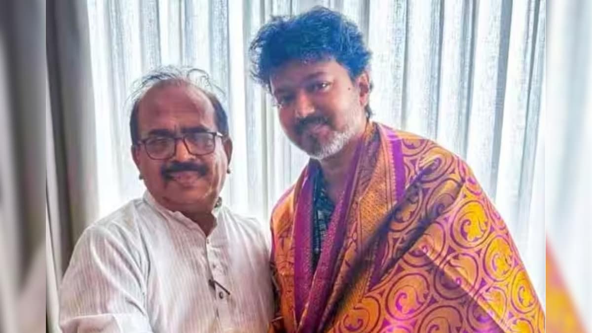 தவெகவில் இணைந்த நாஞ்சில் சம்பத்... முக்கிய பொறுப்பு கொடுத்து விஜய் அறிவிப்பு | தமிழ்நாடு - News18 தமிழ்