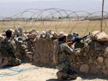 ஆப்கானிஸ்தான் - பாகிஸ்தான் ராணுவத்தினருக்கு இடையே துப்பாக்கி சண்டை