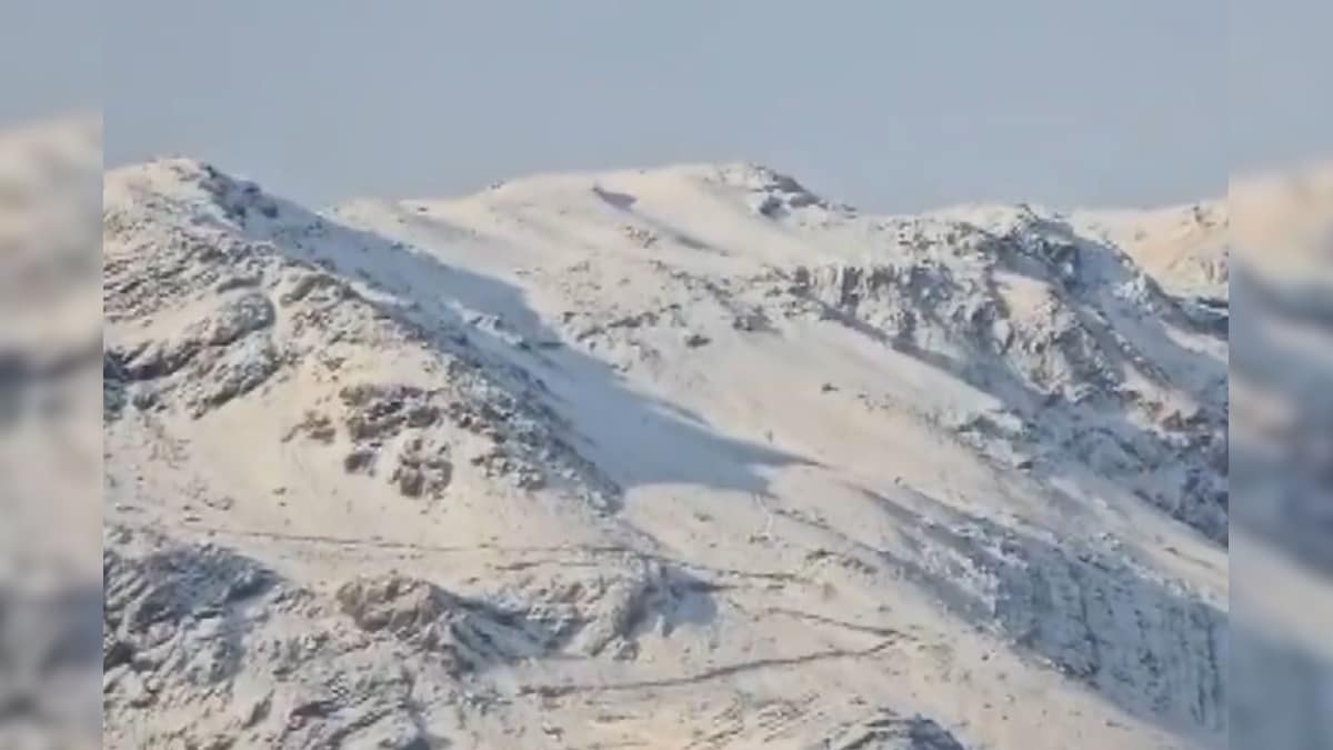 உருகும் வெள்ளிக்கட்டிகளை போல பனிக்கட்டியால் படர்ந்த லடாக், மணாலி... வெளியான கண்கொள்ளா காட்சி! | இந்தியா - News18 தமிழ்