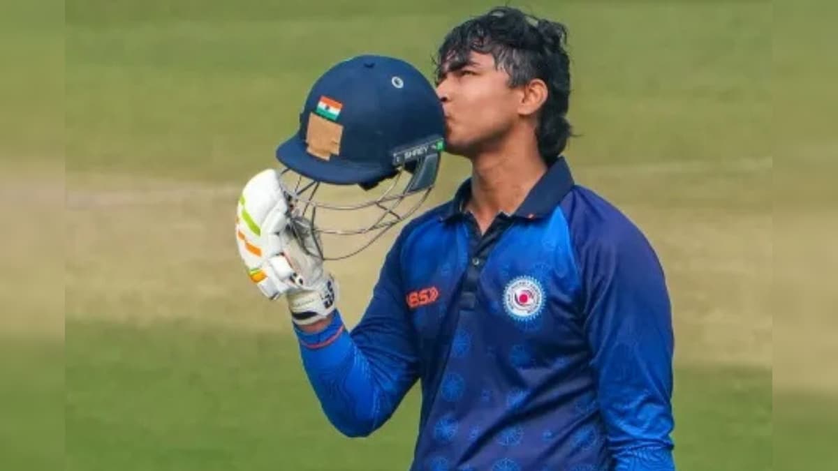 58 பந்துகளில் சதம்.. உள்ளூர் போட்டிகளில் புதிய சாதனை படைத்த வைபவ் சூர்யவன்சி.. | விளையாட்டு - News18 தமிழ்