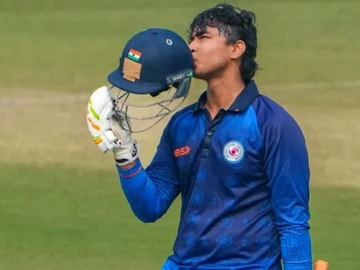 வைபவ் சூர்யவன்ஷி வைபவ் சூர்யவன்ஷி