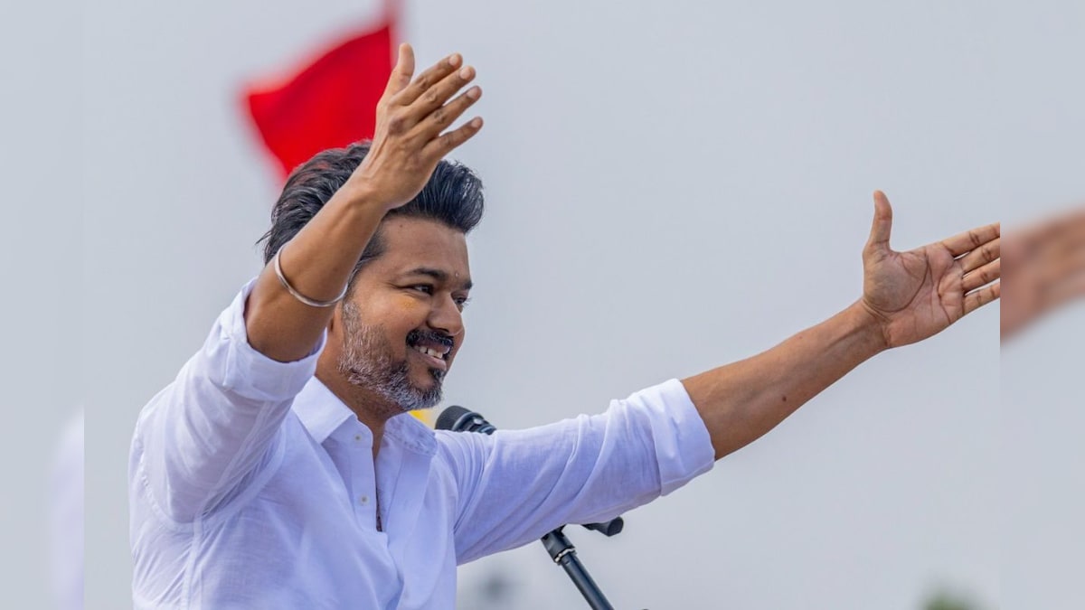 தவெக ஆலோசனைக் கூட்டம்.. விஜய் தலைமை தாங்குகிறாரா? – என். ஆனந்த் வெளியிட்ட அறிவிப்பு | தமிழ்நாடு - News18 தமிழ்