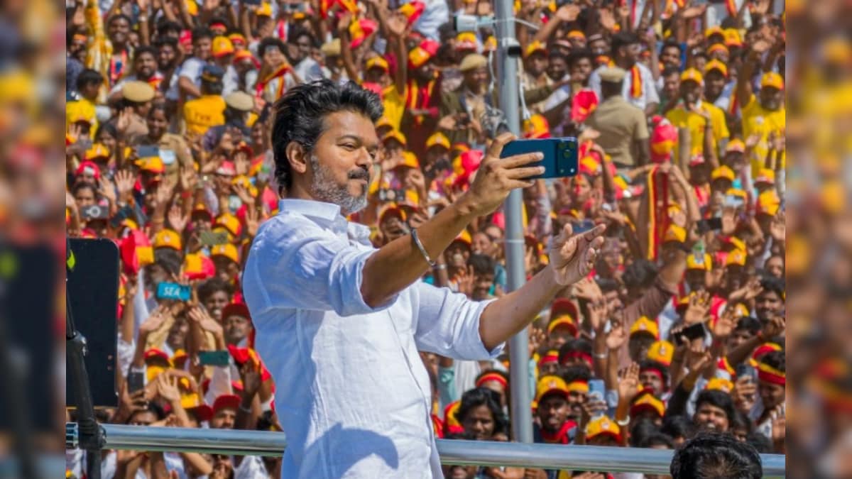 “சிறப்பான ஏற்பாடு.. காவல்துறைக்கு நன்றி” – ஈரோடு பிரச்சாரம் குறித்து விஜய் பதிவு | தமிழ்நாடு - News18 தமிழ்