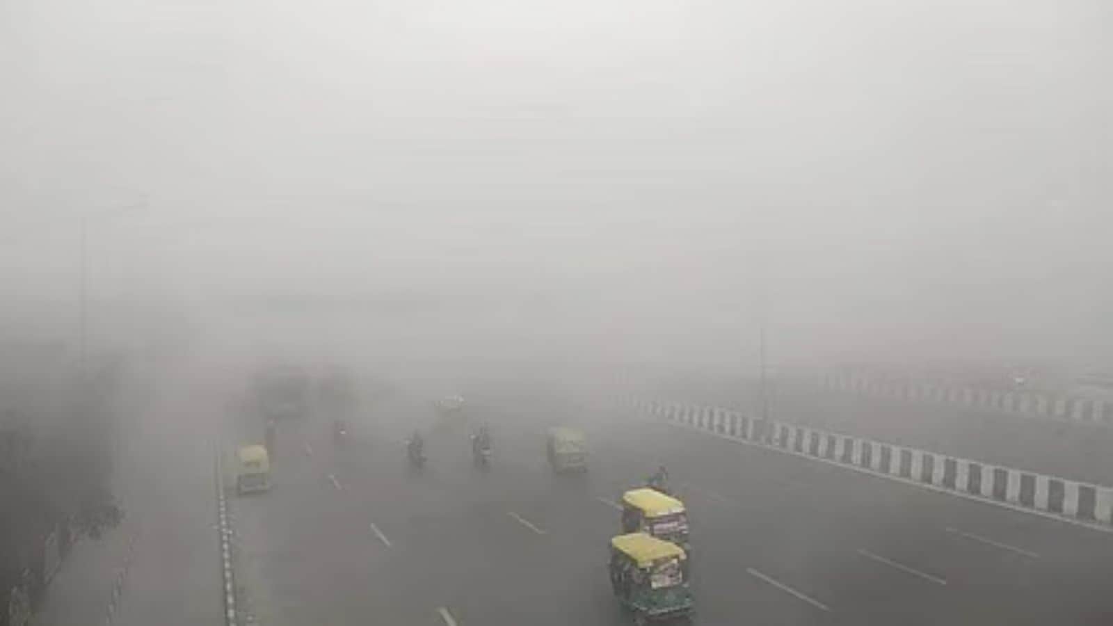 Weather Update | 6 மாவட்டங்களுக்கு கடும் பனி எச்சரிக்கை.. எங்கெல்லாம்? வானிலை மையம் முக்கிய வார்னிங்! | தமிழ்நாடு செய்திகள் (Tamil Nadu News) - News18 தமிழ்