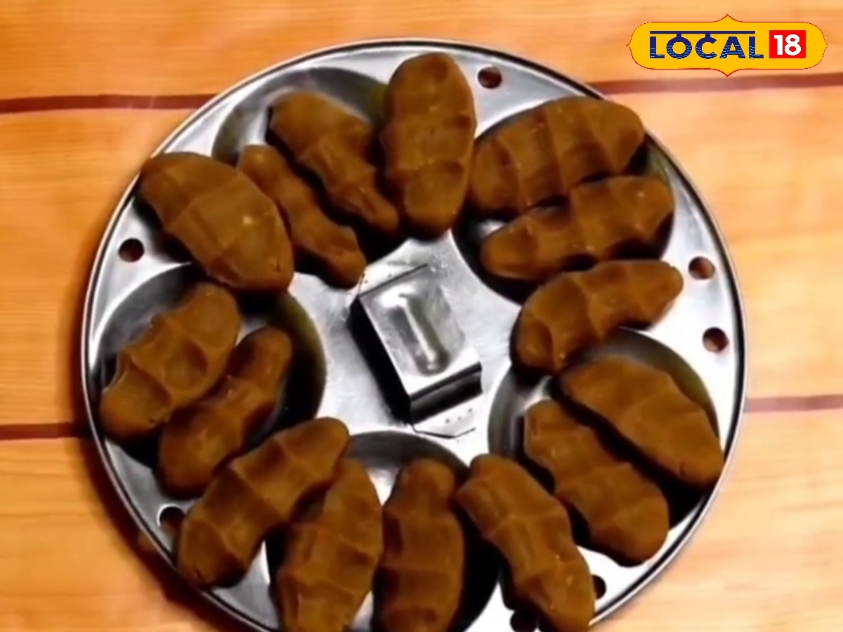 பூ போல மிருதுவான இனிப்பு பிடி கொழுக்கட்டை... மணம் மாறாமல் சிறப்பா எப்படி செய்யணும் தெரியுமா ? | Tirunelveli Photogallery (திருநெல்வேலி போட்டோகேலரி) - News18 தமிழ்