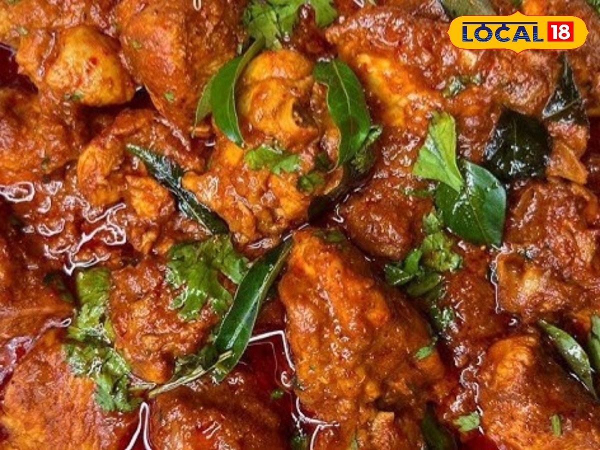 ஹோட்டல் டேஸ்ட்ல கேரளா சிக்கன் ரோஸ்ட்... சும்மா வீடு மண மணக்கும்... | உணவு போட்டோகேலரி - News18 தமிழ்