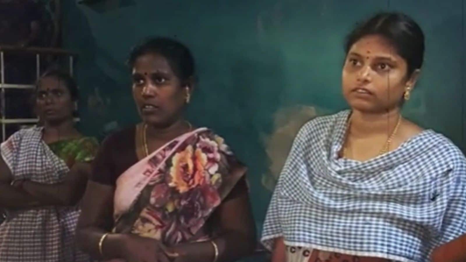 மதுரை: நள்ளிரவில் பெட்ரோல் குண்டுவீசி மக்களை அச்சுறுத்திய மர்ம கும்பல்... கதிகலங்க வைத்த நபர்கள் சிக்குவார்களா...? | தமிழ்நாடு செய்திகள் (Tamil Nadu News) - News18 தமிழ்