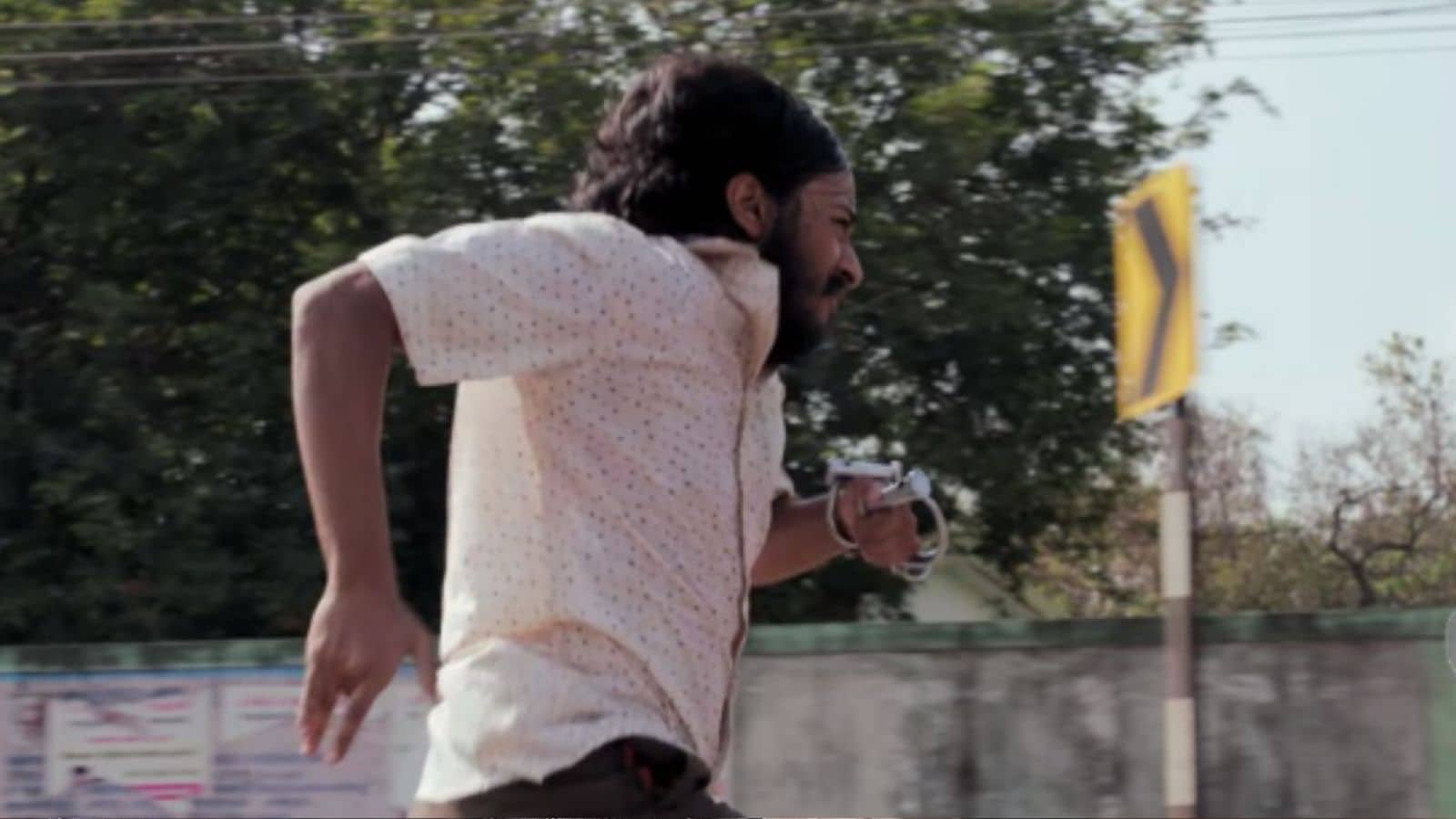 6 கோடி ரூபாய் பட்ஜெட்... 426.33% லாபம் பார்த்த தமிழ் படம் - எவ்வளவு வசூல் தெரியுமா? | பொழுதுபோக்கு போட்டோகேலரி - News18 தமிழ்