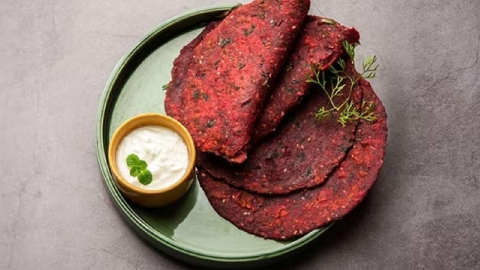 காலை உணவுக்கு ஹெல்தியான பீட்ரூட் சீலா.. 15 நிமிடத்தில் தயார் செய்ய ரெசிபி.. | லைப்ஸ்டைல் போட்டோகேலரி - News18 தமிழ்