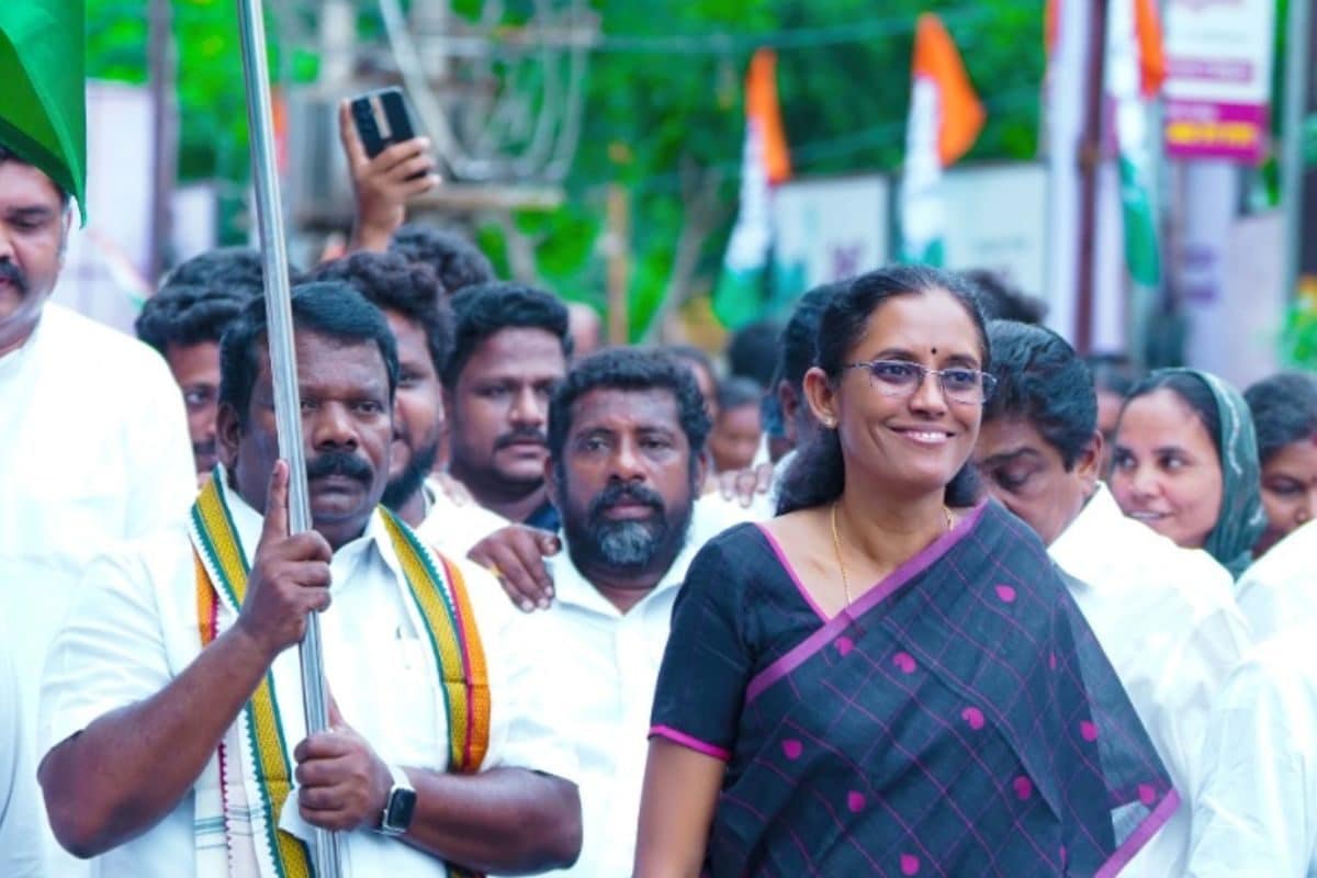 “சிலரின் சுயநலம்; அழிவின் பாதையில் காங்கிரஸ்..” – கடும் அதிருப்தியை வெளிப்படுத்திய ஜோதிமணி எம்.பி.