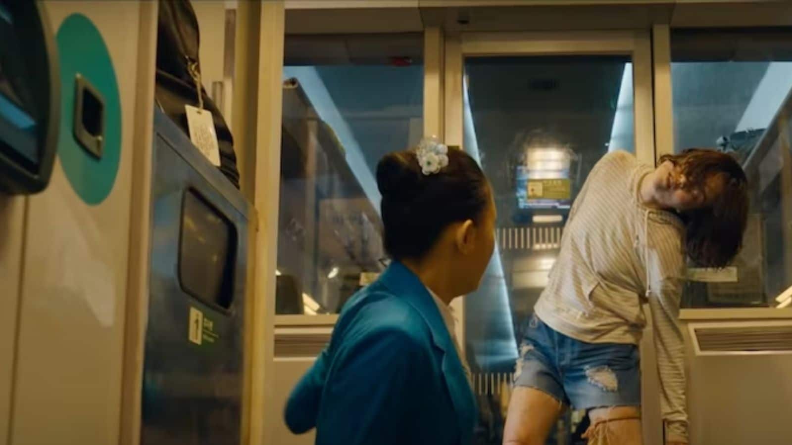 OTT Spot | மரண பீதி… ஓடவும் முடியாது, ஒளியவும் முடியாது.. இந்த படத்தை ஓடிடியில் மிஸ் பண்ணாதீங்க! | பொழுதுபோக்கு போட்டோகேலரி - News18 தமிழ்