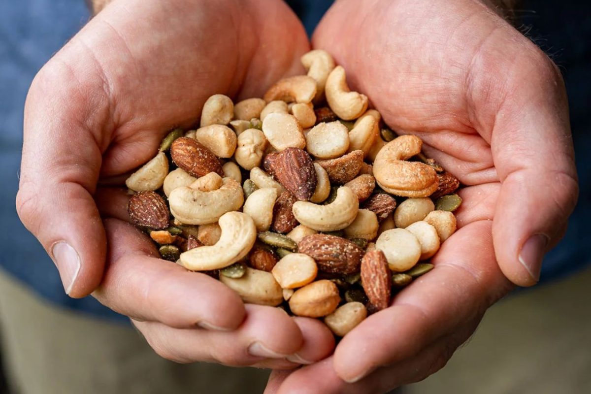 தினமும் ஏன் நட்ஸ் சாப்பிட வேண்டும்..? பிரபல இரைப்பை குடல் நிபுணரின் விளக்கம்..!