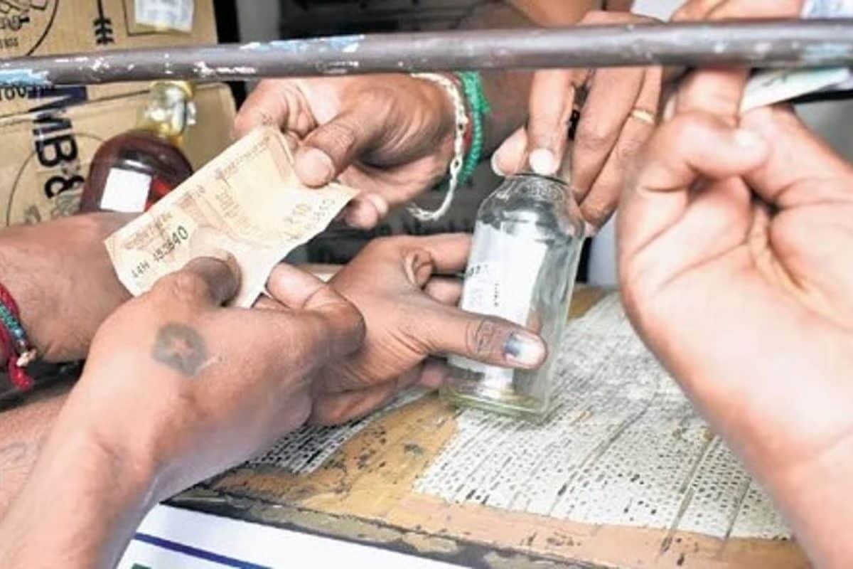 காலி மதுபாட்டில்களை திரும்பப்பெறும் திட்டத்தில் மாற்றம்... தமிழக அரசு தகவல்