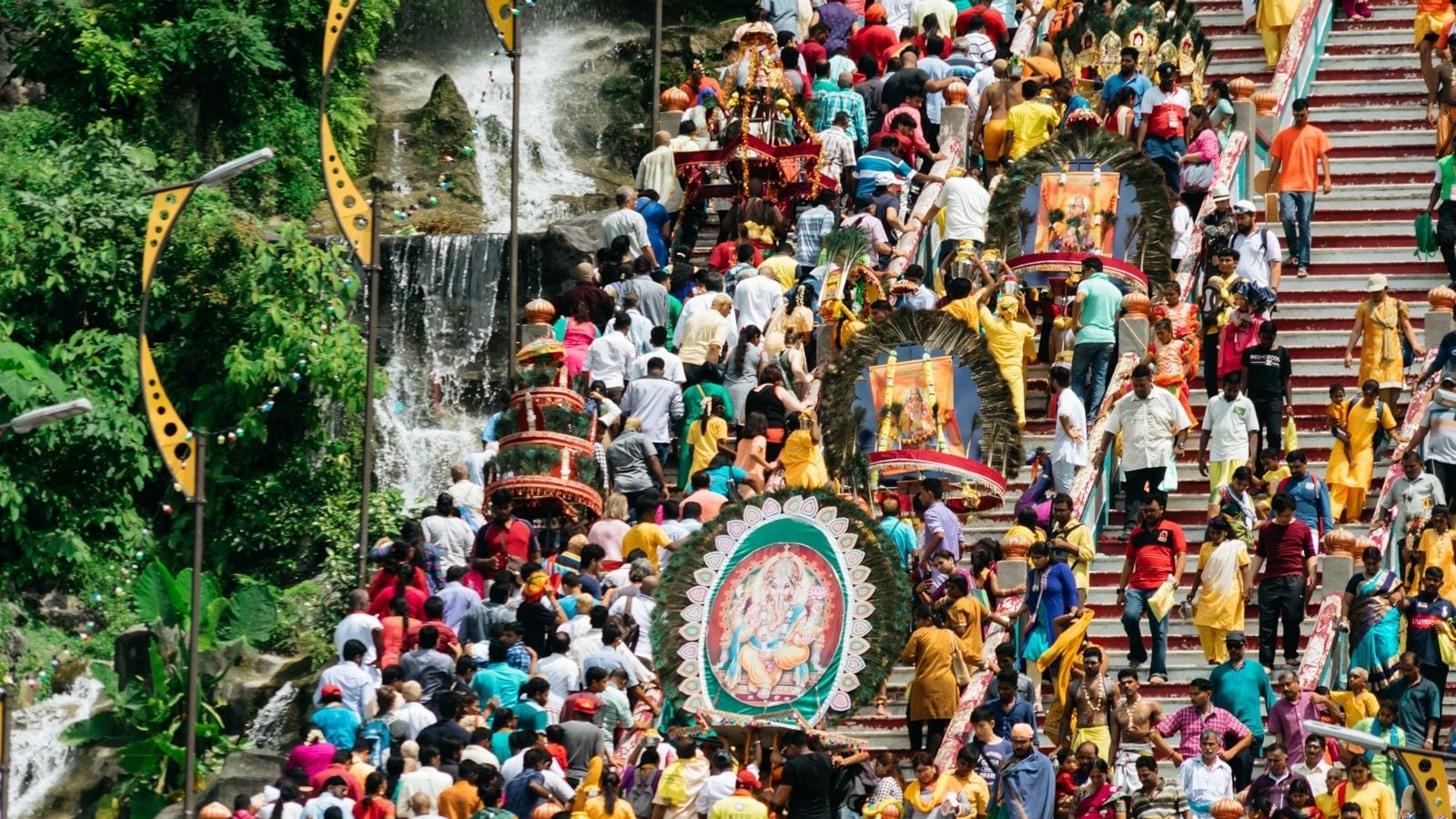 பழனி தைப்பூச திருவிழா கொடியேற்றத்துடன் தொடக்கம்.. 3 நாட்கள் கட்டண தரிசனம் ரத்து! | Spirituality News (ஆன்மீக செய்திகள்) - News18 தமிழ்