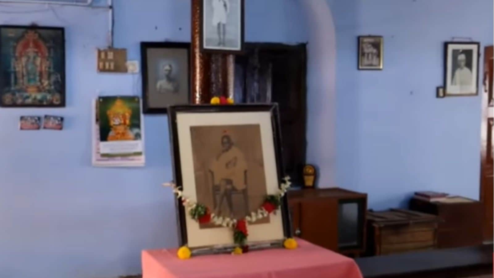 மகாத்மா காந்திக்கு திருநெல்வேலியில் வீடு… பாதுகாக்கப்படும் உயில் பத்திரம் | தமிழ்நாடு போட்டோகேலரி - News18 தமிழ்