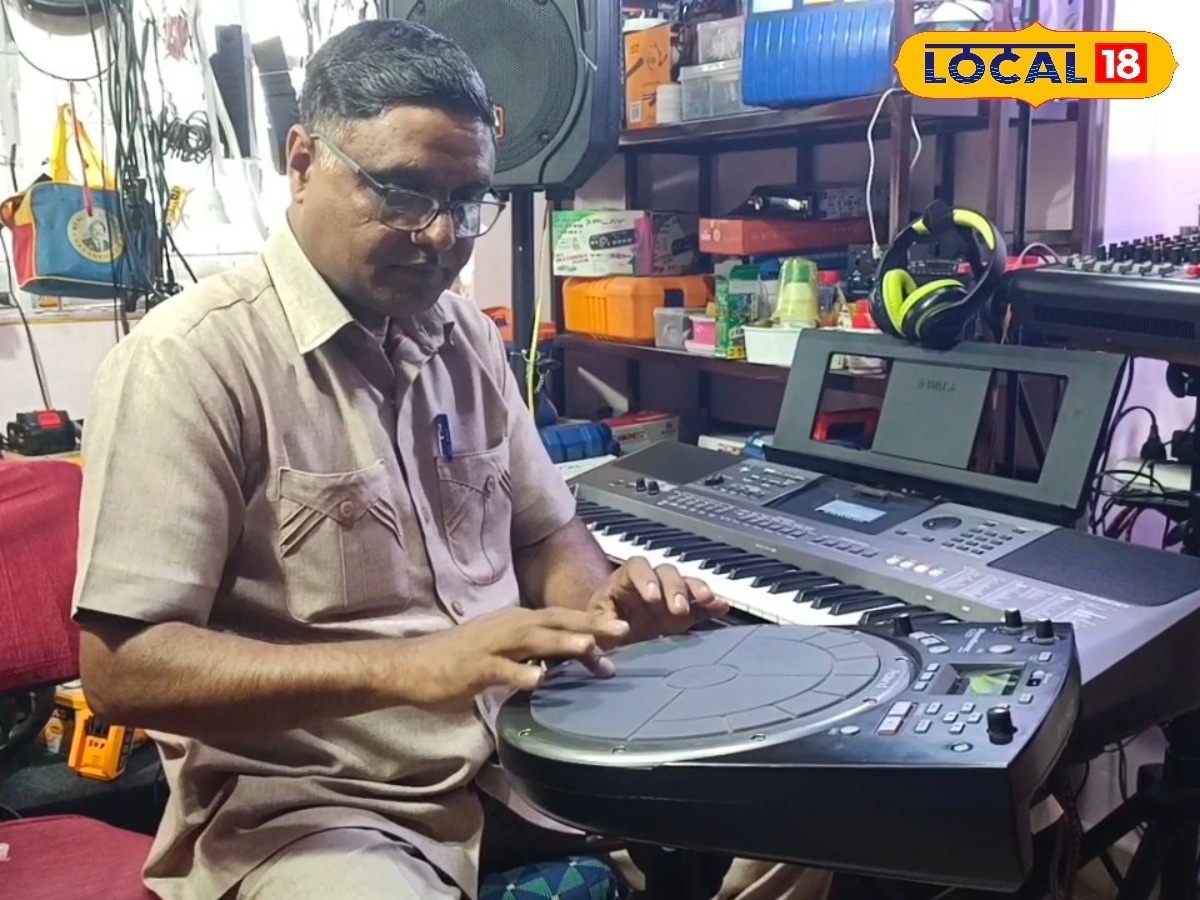 16 டிப்ளமோ 5 டிகிரி பெற்ற நடத்துநர்... படிப்பிலும் இசையிலும் பட்டைய கிளப்பும் நடத்துநர்... | Nilgiris Photogallery (நீலகிரி போட்டோகேலரி) - News18 தமிழ்