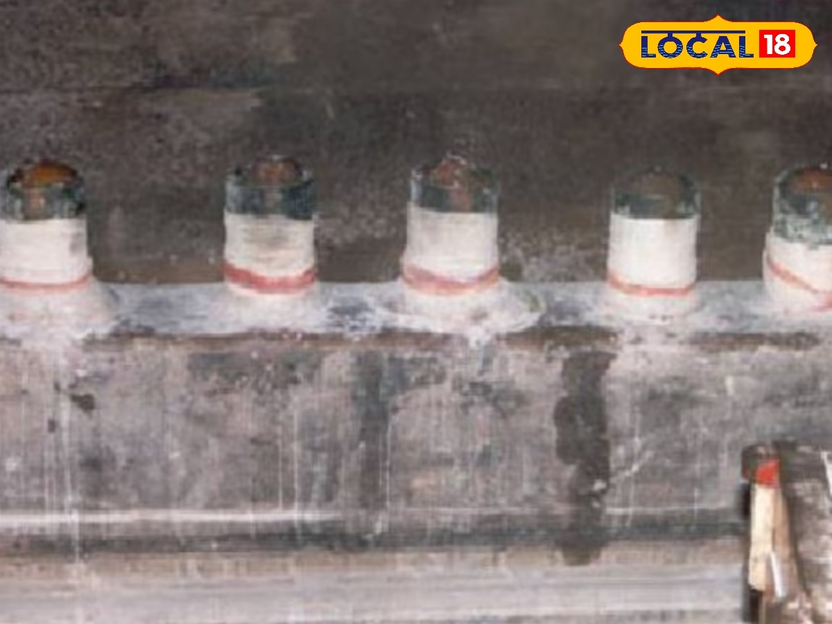 Panchalingamதிருச்செந்தூரில் யாரும் பூஜிக்காத லிங்கம்... முருகன் வந்து வழிபடும் அதிசய பஞ்சலிங்கத்தை தரிசிப்பதன் பலன்... | ஆன்மீகம் போட்டோகேலரி - News18 தமிழ்