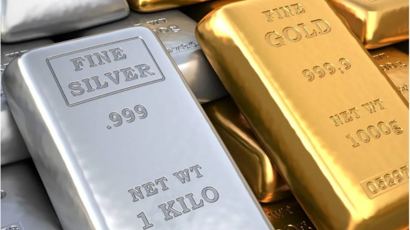 Gold, Silver | ரூ.3 லட்சம் கோடியை தாண்டியது.. தங்கம், வெள்ளி ETF-களில் முதலீட்டாளர்களுக்கு அடித்த ஜாக்பாட்! | வணிகம் போட்டோகேலரி - News18 தமிழ்