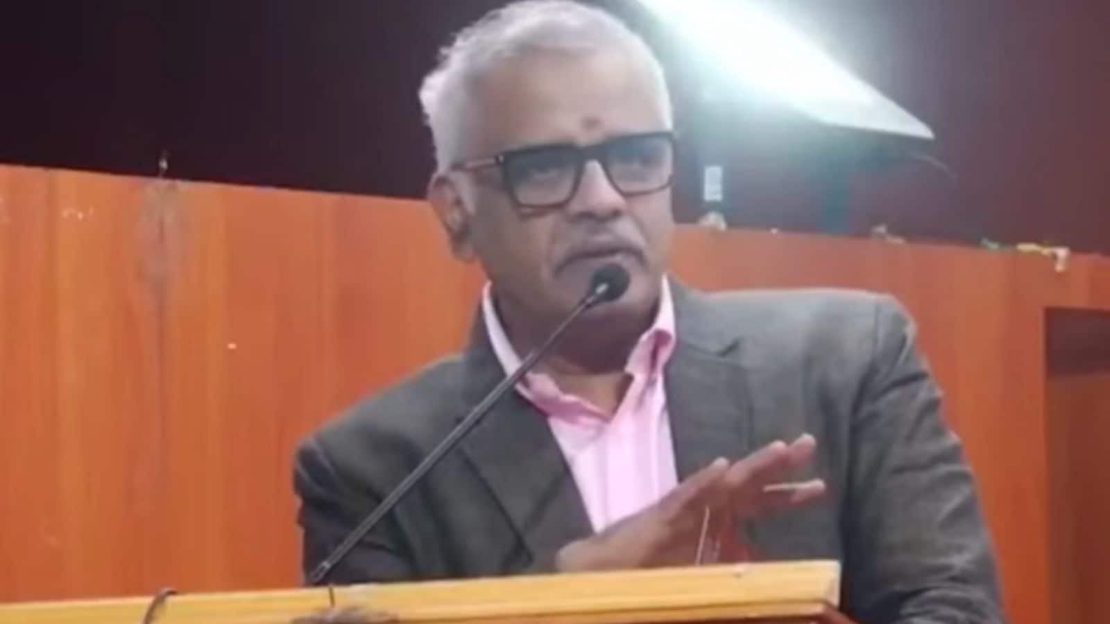 “பராசக்தி படம் பார்த்தேன்; வேதனையுற்றேன்” - நீதிபதி ஆனந்த் வெங்கடேஷ் | தமிழ்நாடு செய்திகள் (Tamil Nadu News) - News18 தமிழ்