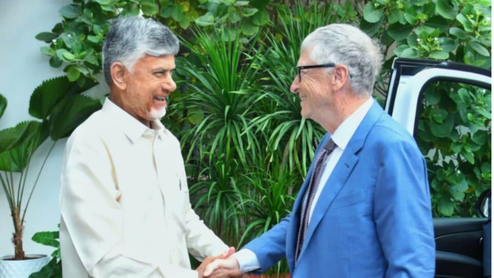 பில்கேட்ஸ் - சந்திரபாபு நாயுடு சந்திப்பு.. ஆந்திராவின் முக்கிய திட்டங்கள் குறித்து ஆலோசனை! | India News (இந்தியா செய்திகள்) - News18 தமிழ்