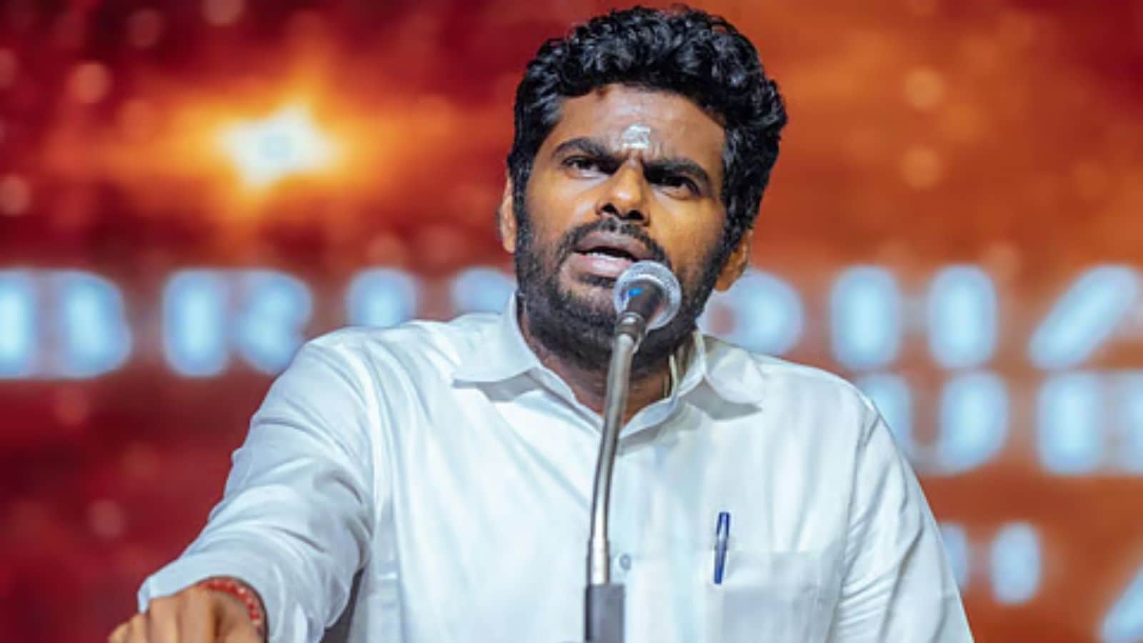 “ஓபிஎஸ் தனித்து விடப்படவில்லை.. எங்களுடன்தான் உள்ளார் கவலைப்பட வேண்டாம்” - அண்ணாமலை | தமிழ்நாடு செய்திகள் (Tamil Nadu News) - News18 தமிழ்