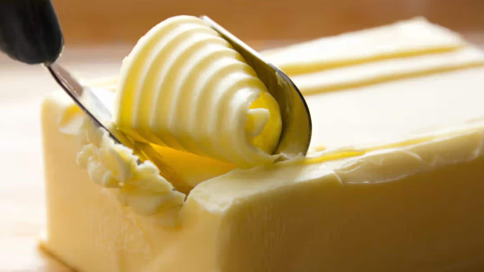 வெண்ணெயில் கூட கலப்படமா..? போலியானதை வீட்டிலேயே பரிசோதனை செய்ய டிப்ஸ்..! | லைப்ஸ்டைல் போட்டோகேலரி - News18 தமிழ்