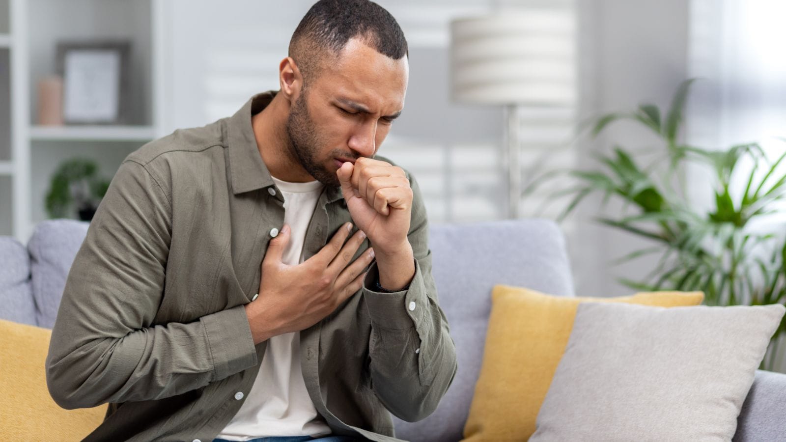 தொடச்சியான இருமல், நெஞ்சு சளி.. இந்த ஆயுர்வேத இயற்கை வழிகள் பலன் தரலாம்.. | Lifestyle News (வாழ்க்கை முறை செய்திகள்) - News18 தமிழ்