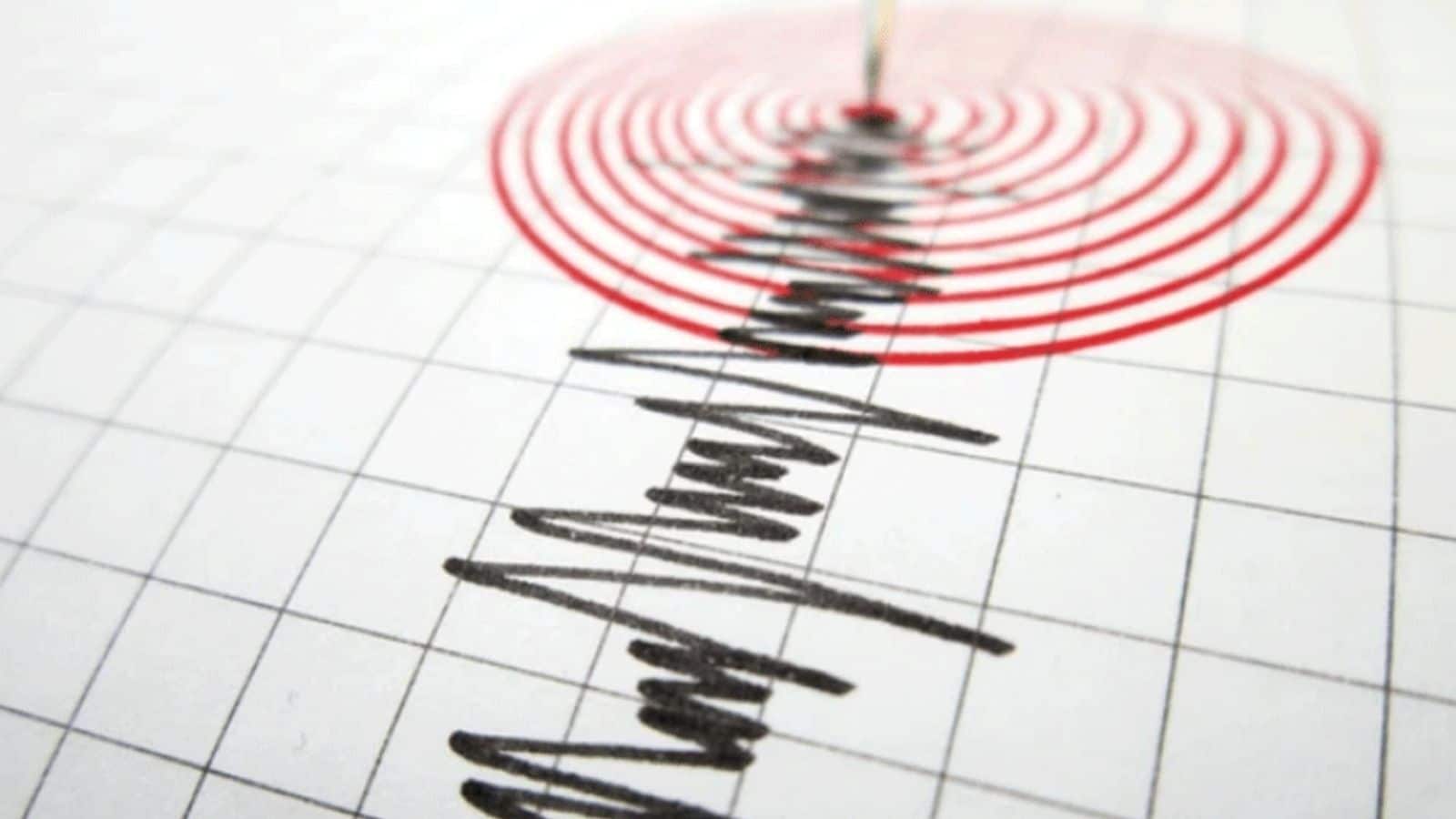 மியான்மரில் சக்திவாய்ந்த நிலநடுக்கம்: கொல்கத்தா நகரைக் குலுக்கிய அதிர்வுகள் - பொதுமக்கள் வீதிகளில் தஞ்சம்! | India News (இந்தியா செய்திகள்) - News18 தமிழ்