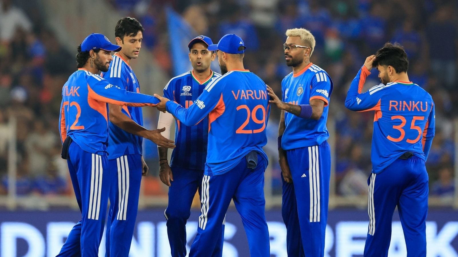 World Cup T20 : 4 ஆவது லீக் போட்டியிலும் இந்திய அணி வெற்றி.. 17 ரன்கள் வித்தியாசத்தில் நெதர்லாந்தை தோற்கடித்தது.. |  - News18 தமிழ்