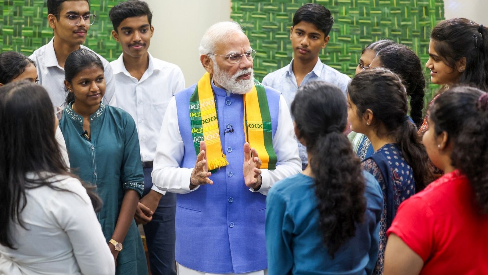 'பரிக்ஷா பே சர்ச்சா' நிகழ்ச்சியில் பங்கேற்பு.. தமிழ்நாட்டு மாணவர்களுடன் பிரதமர் மோடி கலந்துரையாடல்! | India News (இந்தியா செய்திகள்) - News18 தமிழ்